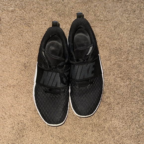 Nike shoes - Picture 6 of 7